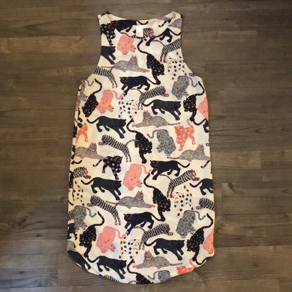 Sleeveless cat print shift dress